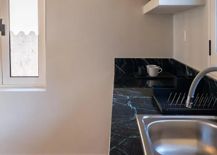 Stone Across Eiffel's Tower - Filiatro 3 Casa vacanze