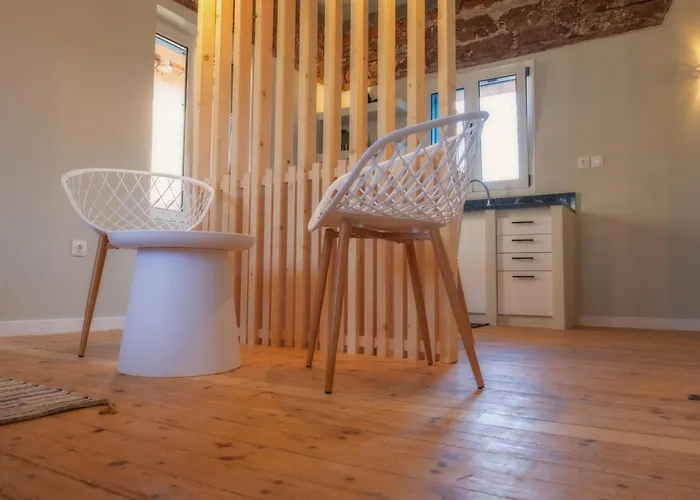 Stone Across Eiffel's Tower - Filiatro 3 Casa vacanze *